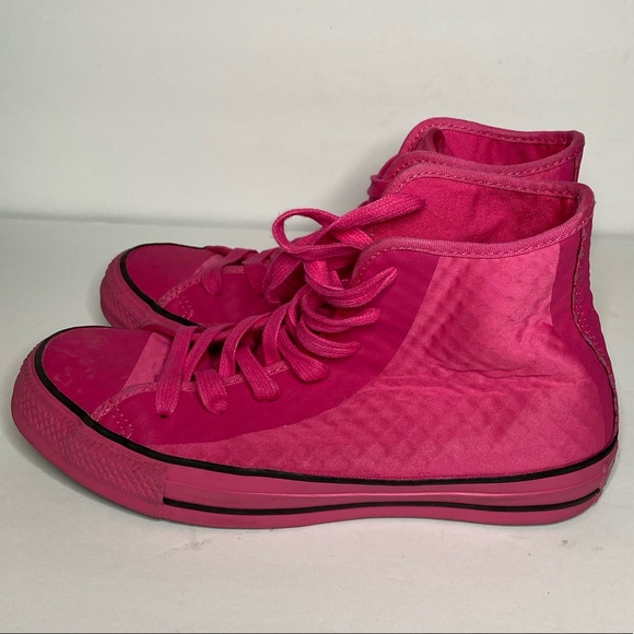 High top bubblegum pink converse - Picture 5 of 7